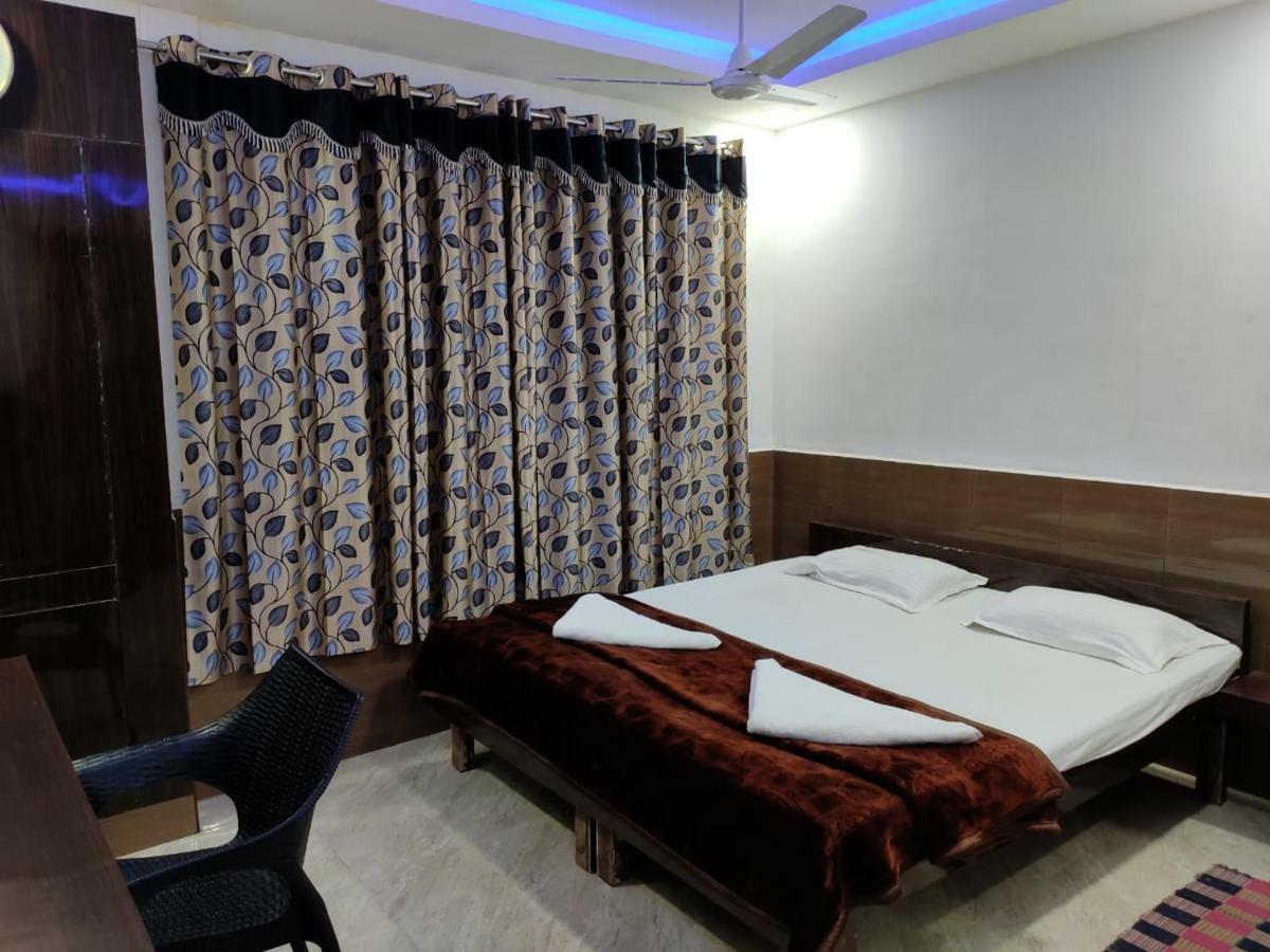 Hotel Sugam Karaikudi Экстерьер фото