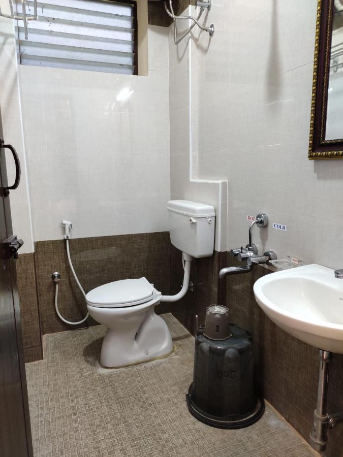 Hotel Sugam Karaikudi Экстерьер фото